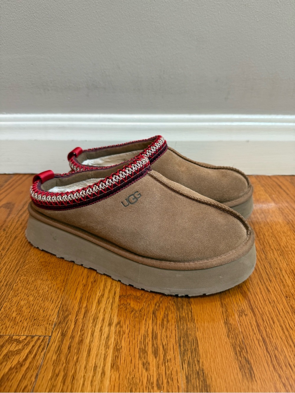 UGG Women's Tazz Slippers